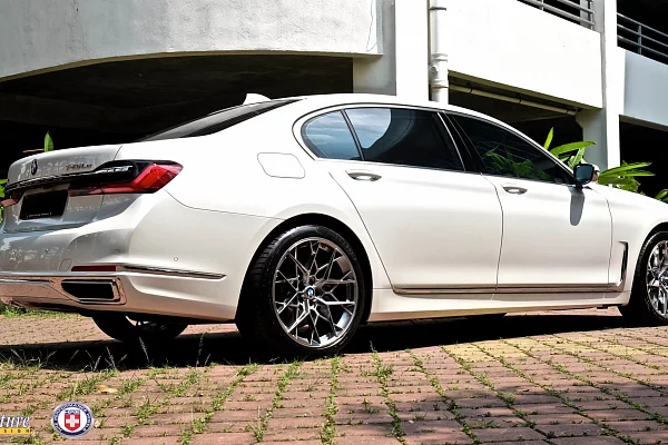 Фото дисков HRE FF10 Серебро на BMW 7 (G11/G12)