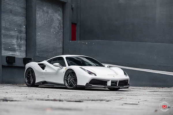 Фото дисков Vossen M-X1 Глянцевый темный лак на Ferrari 488