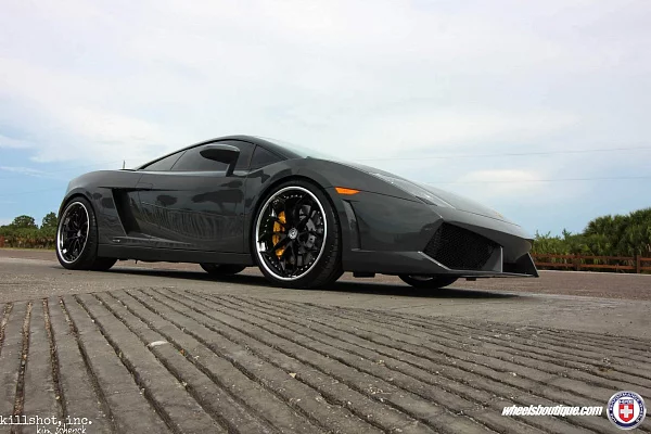 Фото дисков HRE S201 Черный глянец на Lamborghini Gallardo