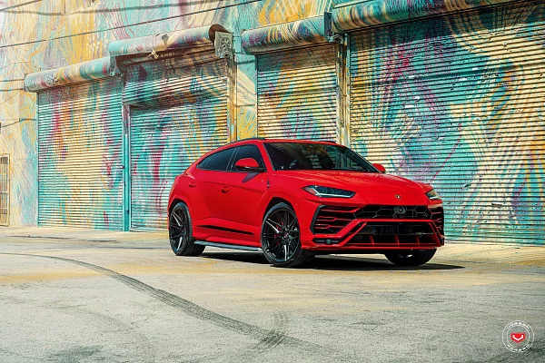 Фото дисков Vossen EVO-5 Черный сатин на Lamborghini Urus