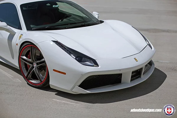 Фото дисков HRE S207 Сатиновый графит на Ferrari 488