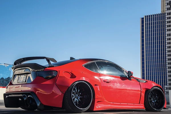 Фото дисков Savini SV70 Черный глянец на Subaru BRZ I
