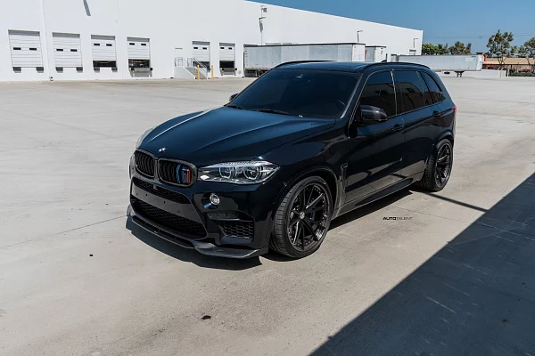 Фото дисков HRE S104 Черный сатин на BMW X5/X5 M (F15/F85)