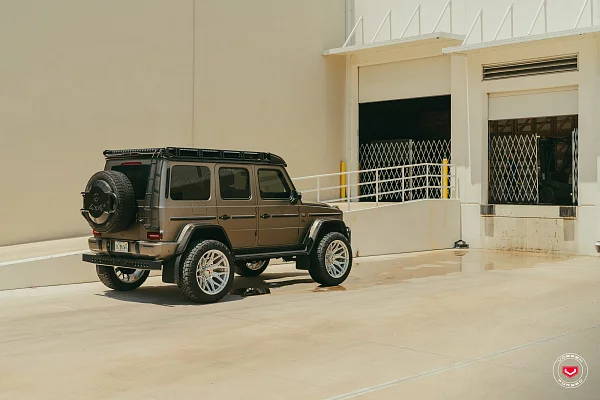Фото дисков Vossen VFX-04 Глянцевый лак на Mercedes-Benz G-Class III