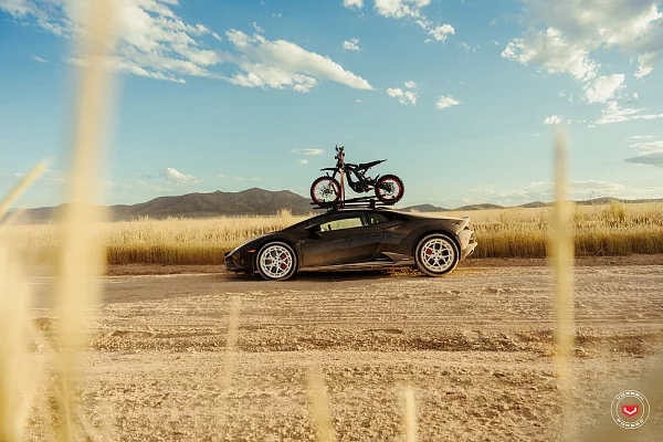 Фото дисков Vossen LC3-01T Белый глянец на Lamborghini Huracan