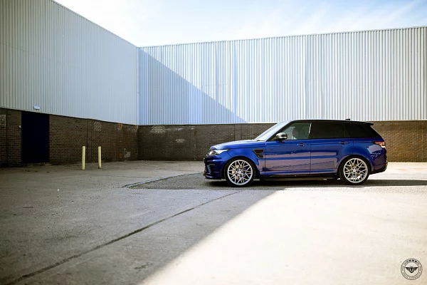 Фото дисков Vossen UV-1 Серебро на Range Rover Sport II