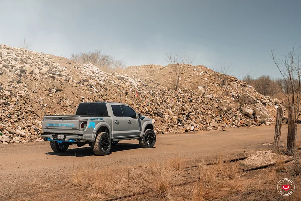 Фото дисков Vossen VFX-04 Черный глянец на Ford F-150 XIV