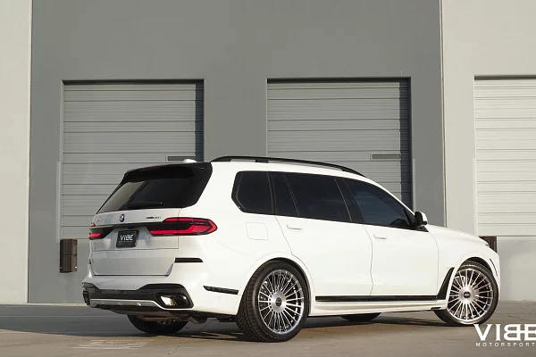 Фото дисков Vossen HF-8 Глянцевый лак на BMW X7 (G07)