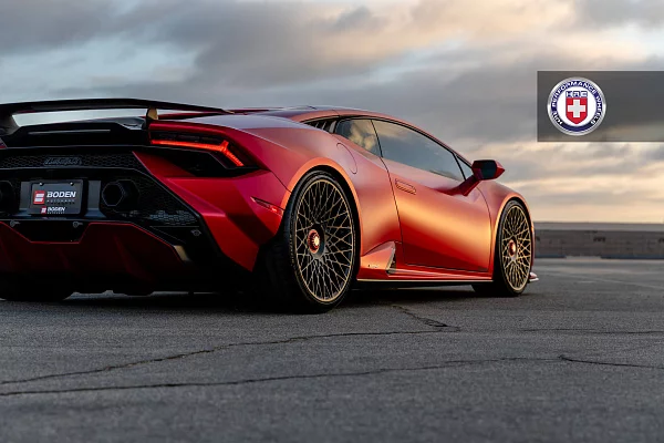 Фото дисков HRE 501M Черный сатин на Lamborghini Huracan