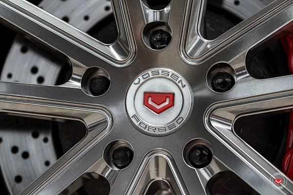 Фото дисков Vossen CG-203 Глянцевый лак на Porsche Cayman II