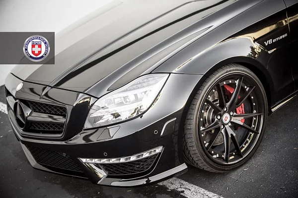 Фото дисков HRE S104 Черный сатин на Mercedes-Benz CLS (C218)