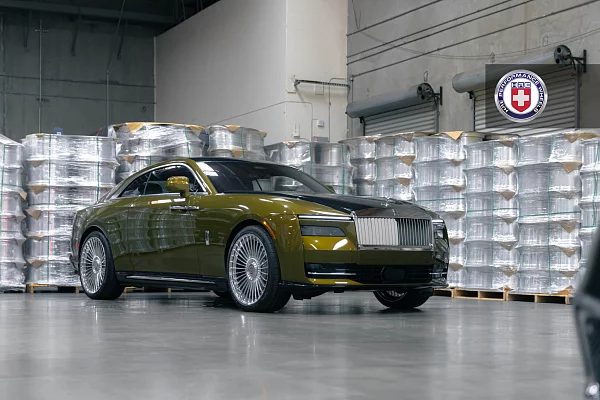 Фото дисков HRE L109M Полированный лак на Rolls-Royce Spectre