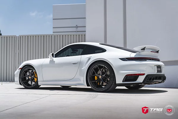Фото дисков Vossen S21-01 Черный глянец на Porsche 911 VIII