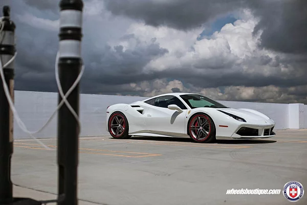 Фото дисков HRE S207 Сатиновый графит на Ferrari 488