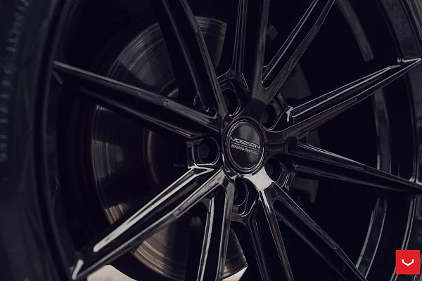Фото дисков Vossen HFX-2 (5-Lug) Черный глянец на Volkswagen Atlas