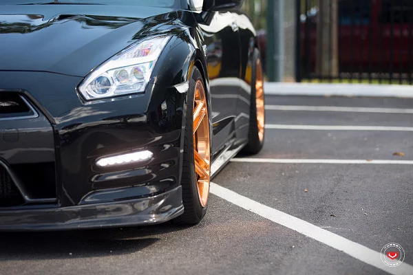 Фото дисков Vossen CG-202 Глянцевая медь на Nissan GT-R