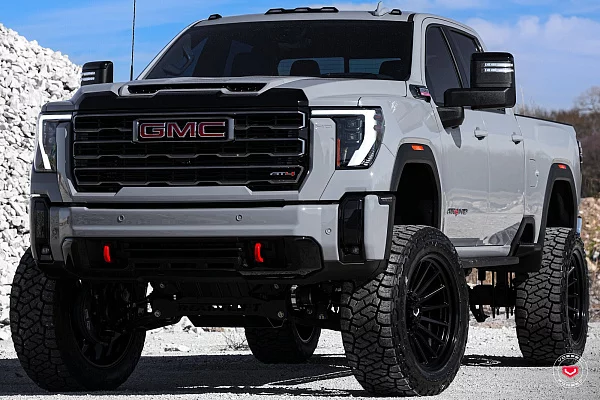 Фото дисков Vossen GNX-01 Черный глянец на GMC Sierra IV