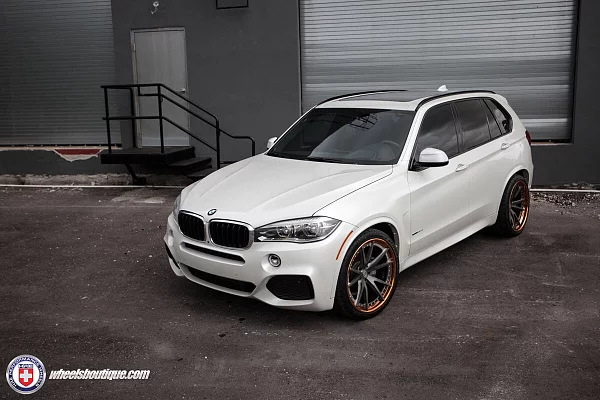 Фото дисков HRE S104 Сатиновый темный лак на BMW X5/X5 M (F15/F85)