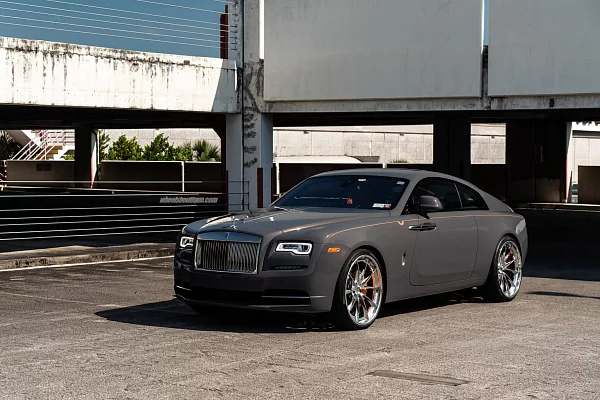 Фото дисков HRE S204H Полированный лак на Rolls-Royce Wraith