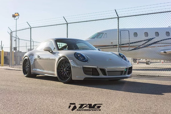 Фото дисков HRE 540C Черный сатин на Porsche 911 VII