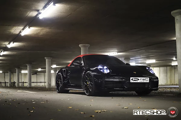 Фото дисков Vossen S17-01 Черный сатин на Porsche 911 VIII