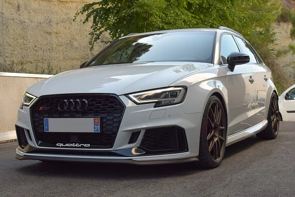 Фото дисков HRE RC104 Сатиновая бронза на Audi A/S/RS 3 (8V)