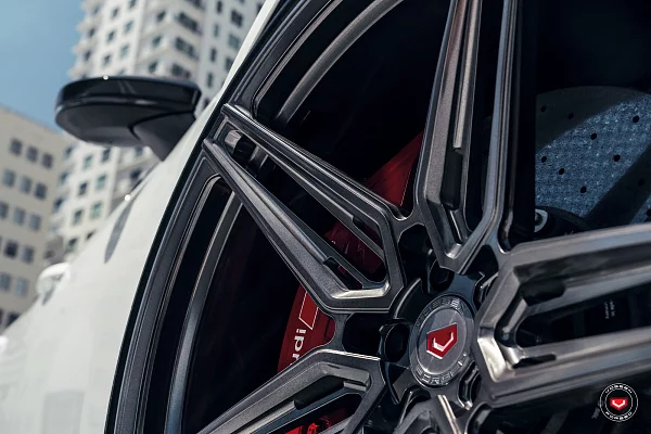 Фото дисков Vossen EVO-1R Глянцевый темный лак на Audi A/RS 6 (C8)