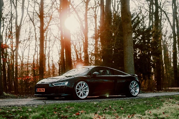 Фото дисков Brixton Forged R11-R Глянцевый лак на Audi R8 (4S)