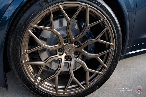 Фото дисков Vossen S17-01 Глянцевая бронза на Tesla Model X
