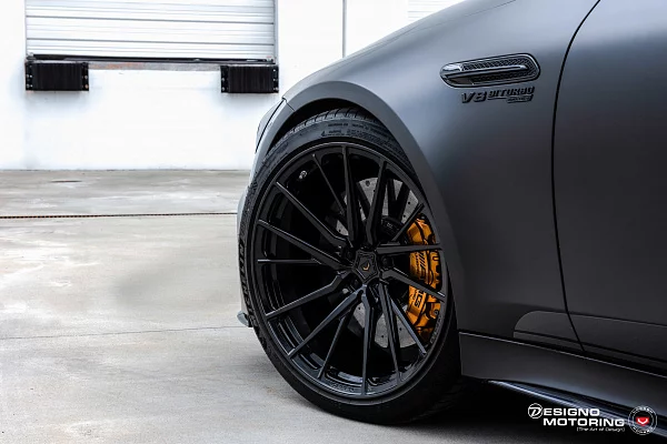 Фото дисков Vossen M-X4T Черный сатин на Mercedes-Benz AMG GT I