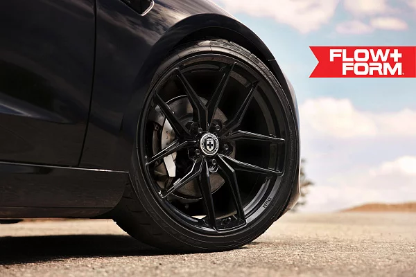 Фото дисков HRE FF21 Черный глянец на Tesla Model 3