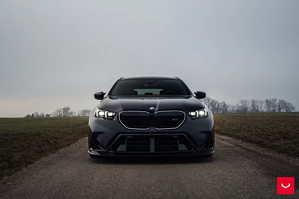 Фото дисков Vossen HF-9 Сатиновая темная бронза на BMW 5/M5 (G60/G90)