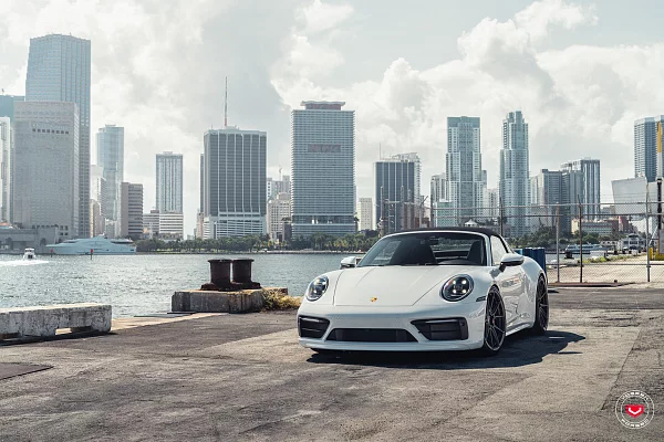 Фото дисков Vossen EVO-2 Черный сатин на Porsche 911 VIII