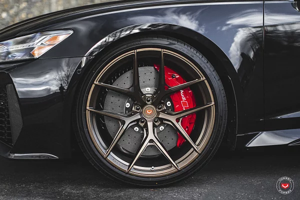 Фото дисков Vossen S21-01 Глянцевая бронза на Audi A/RS 6 (C8)