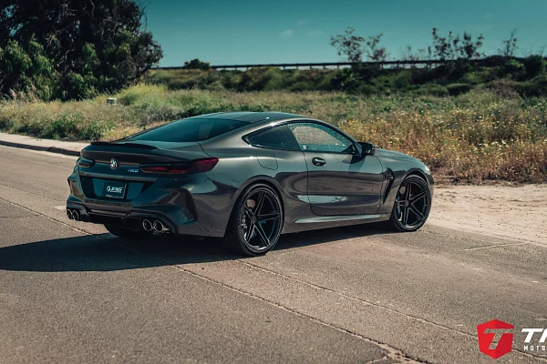 Фото дисков HRE P207 Черный сатин на BMW 8/M8