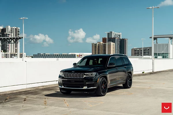 Фото дисков Vossen HF-5 Черный глянец на Jeep Grand Cherokee V