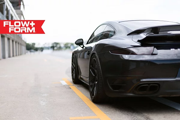 Фото дисков HRE FF01 Черный сатин на Porsche 911 VII