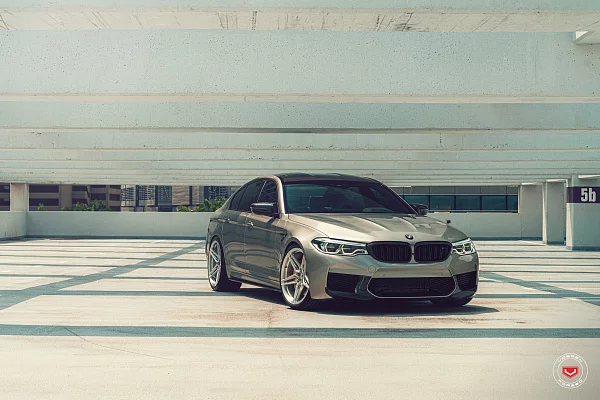 Фото дисков Vossen EVO-1R Глянцевый лак на BMW 5/M5 (G30/F90)
