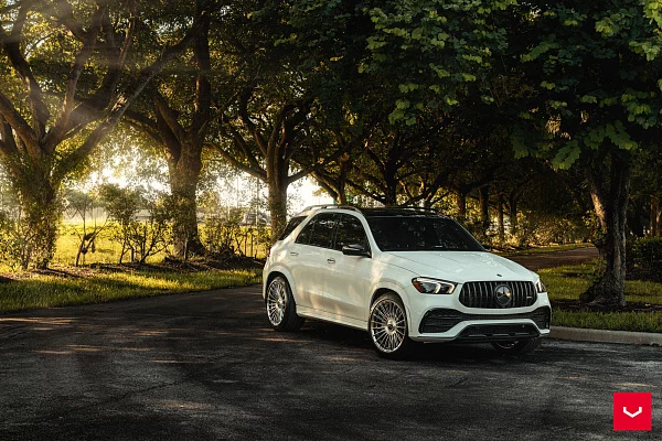Фото дисков Vossen HF-8 Глянцевый лак на Mercedes-Benz GLE II