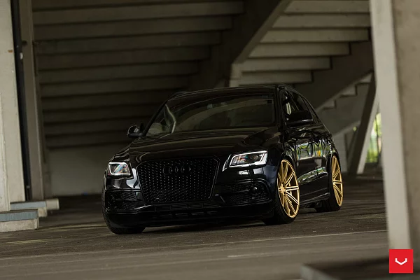 Фото дисков Vossen CV4 Сатиновое золото на Audi Q5 (8R)