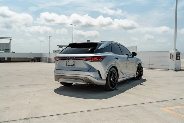 Фото дисков HRE P204 Черный сатин на Lexus RX V
