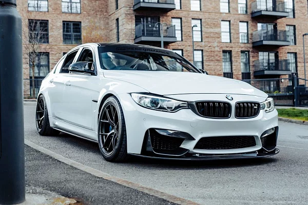 Фото дисков Bola FP2 Черный сатин на BMW 3/M3 (F3x/F80)