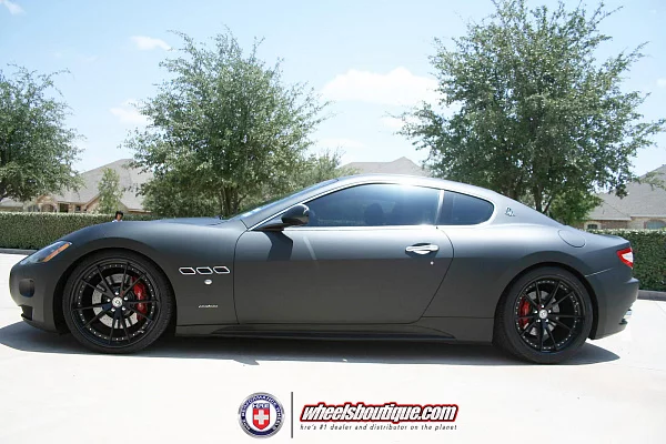 Фото дисков HRE S104 Черный сатин на Maserati GranTurismo I