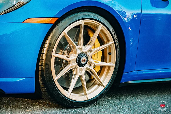 Фото дисков Vossen EVO-2R Глянцевая шампань на Porsche 911 VIII