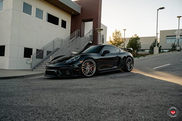Фото дисков Vossen EVO-1 Глянцевый тонированный лак на Porsche Cayman III