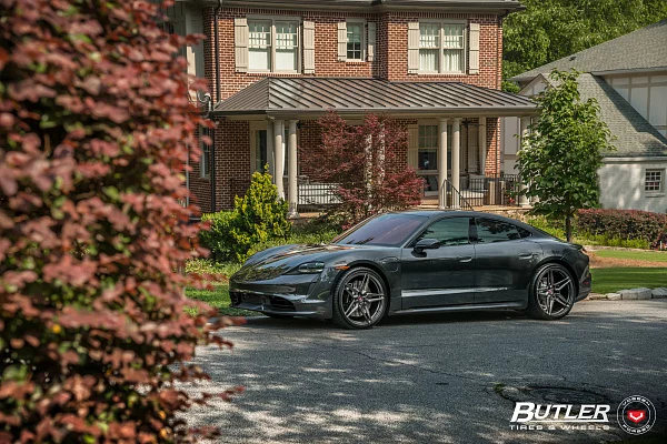Фото дисков Vossen EVO-1 Глянцевый темный лак на Porsche Taycan I