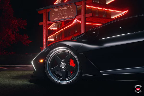 Фото дисков Vossen GEN-01 (3-Piece) Черный сатин на Lamborghini Revuelto