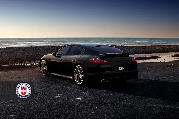 Фото дисков HRE S104 Глянцевый тонированный лак на Porsche Panamera I