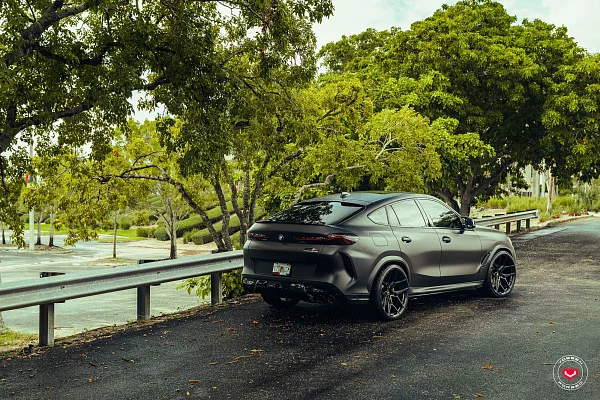 Фото дисков Vossen EVO-4 Черный глянец на BMW X6/X6 M (G06/F96)