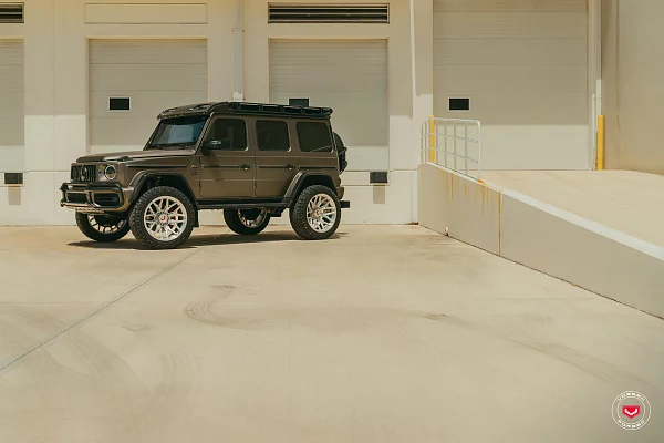Фото дисков Vossen VFX-04 Глянцевый лак на Mercedes-Benz G-Class III